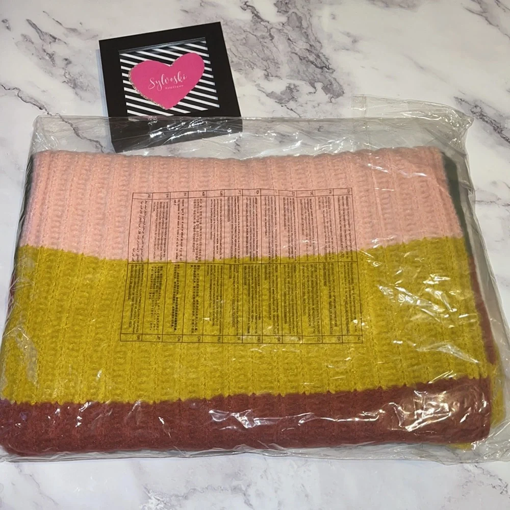 🔥 ROXY Simple Story Scarf NWT - Picture 6 of 6